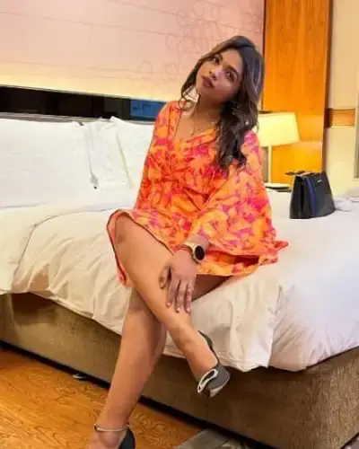 Escorts In Baba Bakala